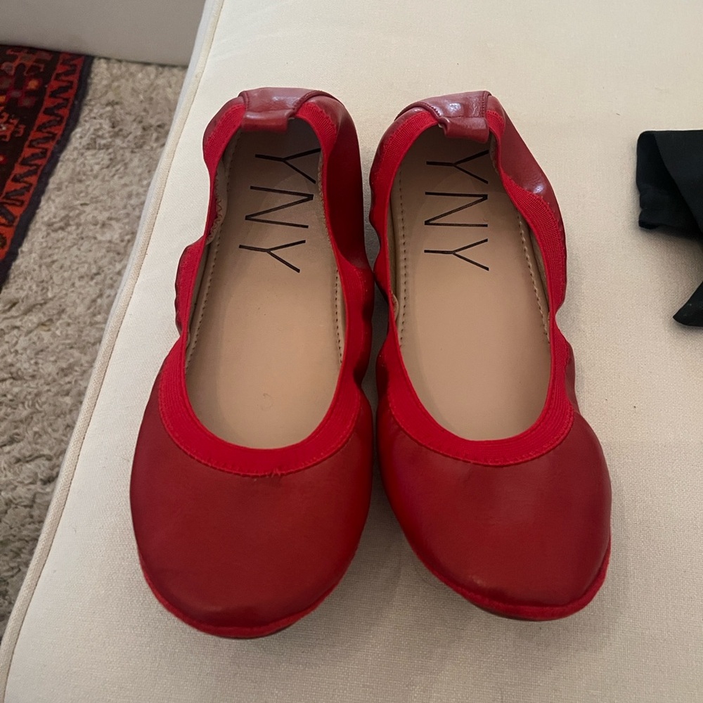 Red Yosi New York Sz. 9 Ballet Flats